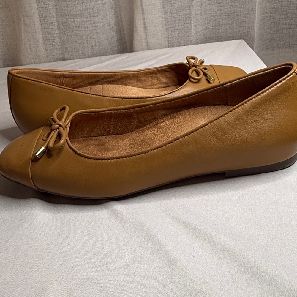 Vionic Klara Ballet Flat Size 7 Good Condition - Picture 9 of 11